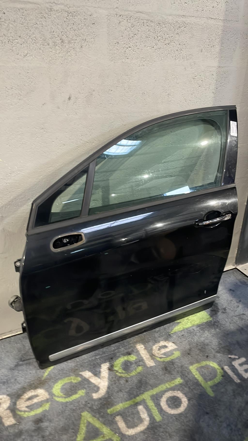 Porte avant gauche CITROEN C5 2 Diesel - 1