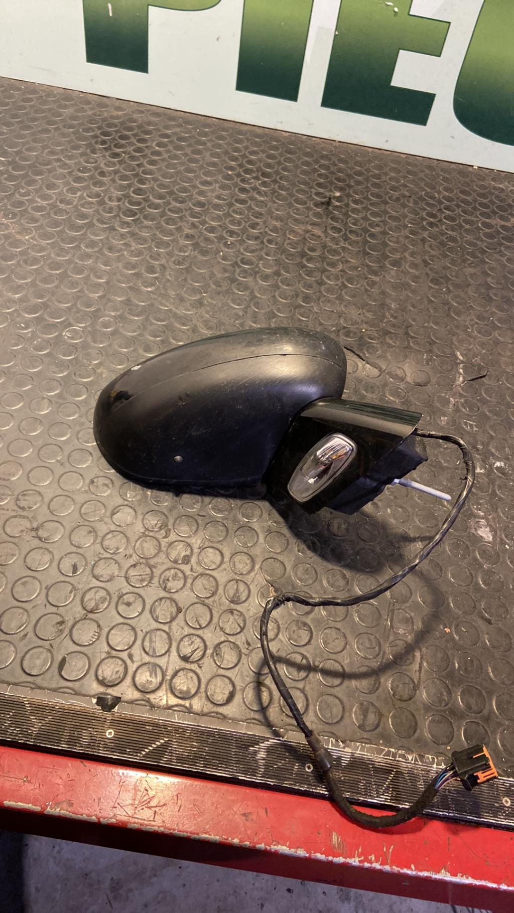 Retroviseur droit CITROEN C5 2 Diesel - 1