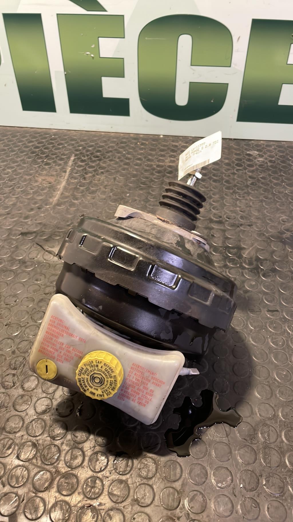 Servo frein AUDI A4 2 PHASE 2 Diesel - 1
