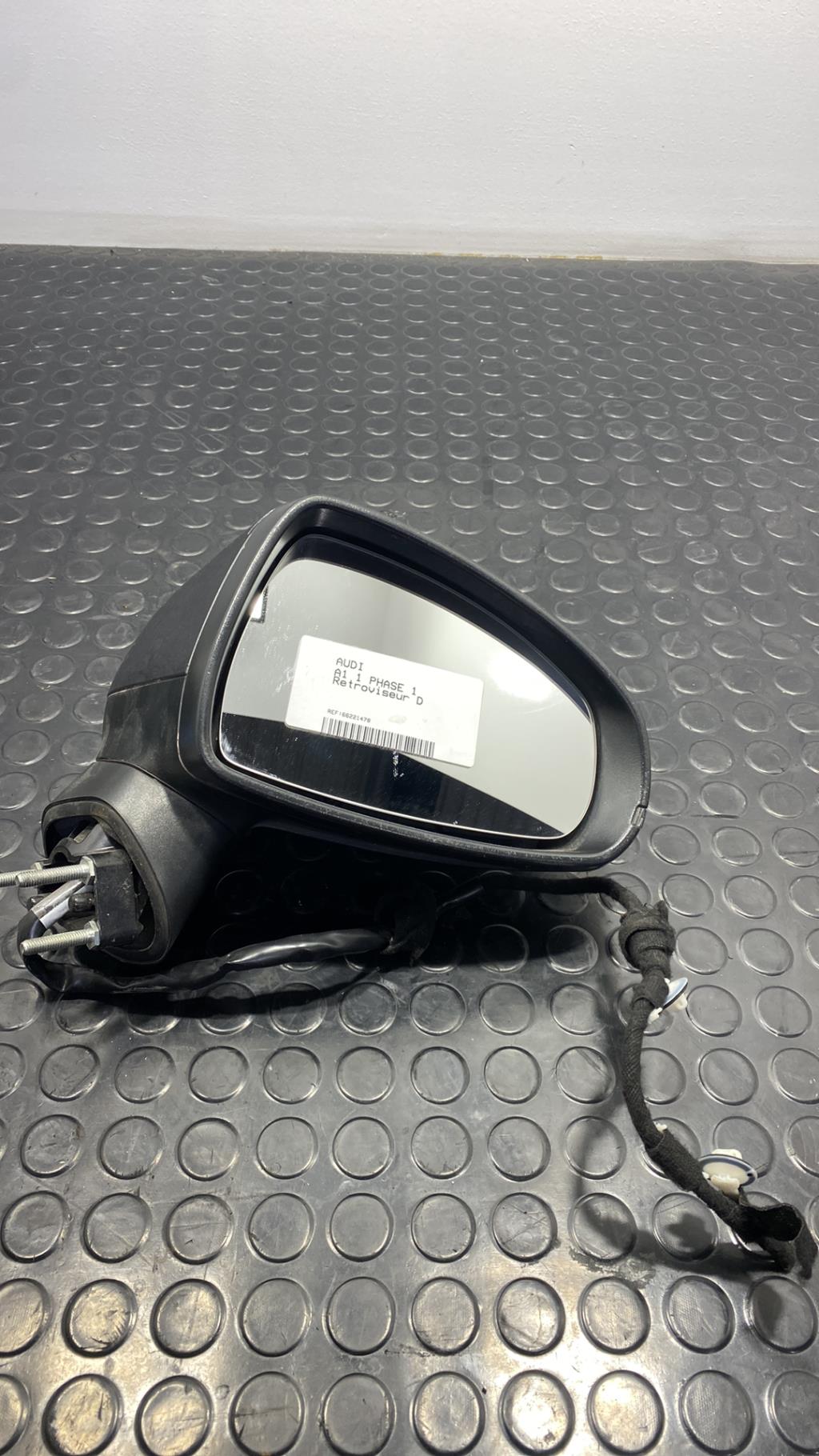 Retroviseur droit AUDI A1 1 PHASE 1  - 1