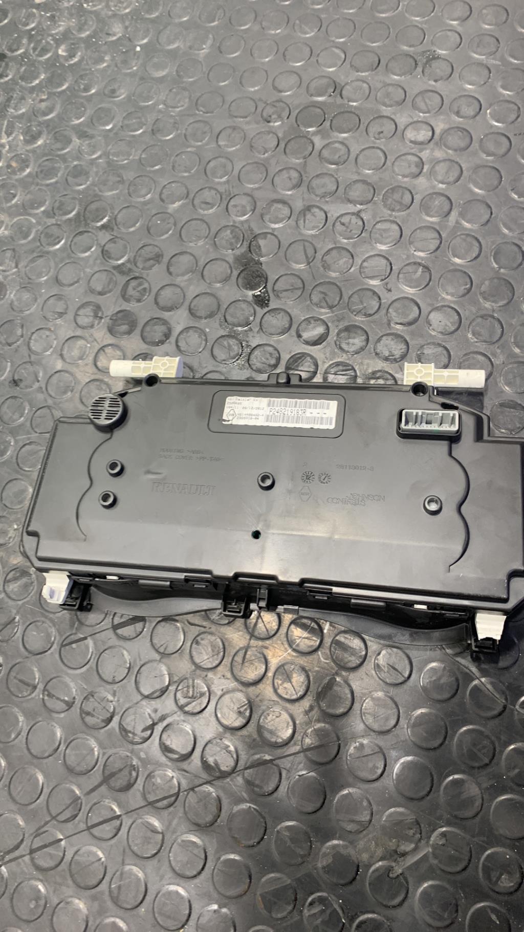 Compteur MERCEDES CITAN 1 415 Diesel - 1