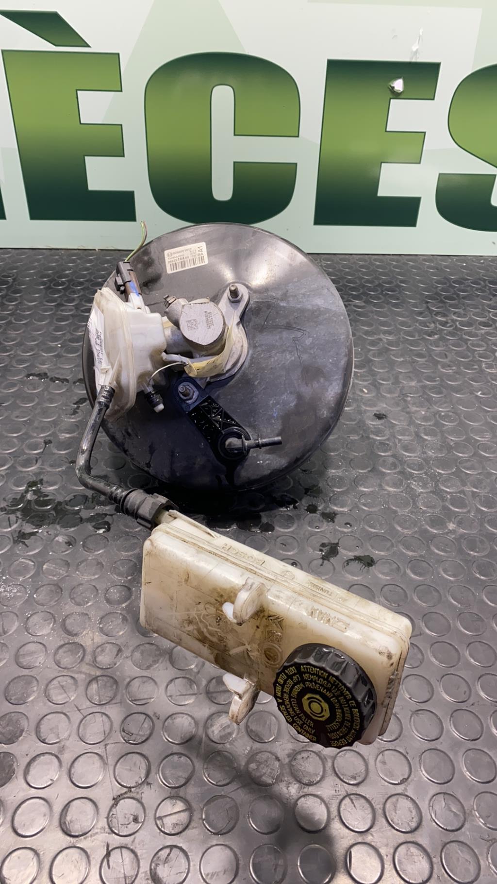 Servo frein PEUGEOT 308 1 PHASE 1 Diesel - 1
