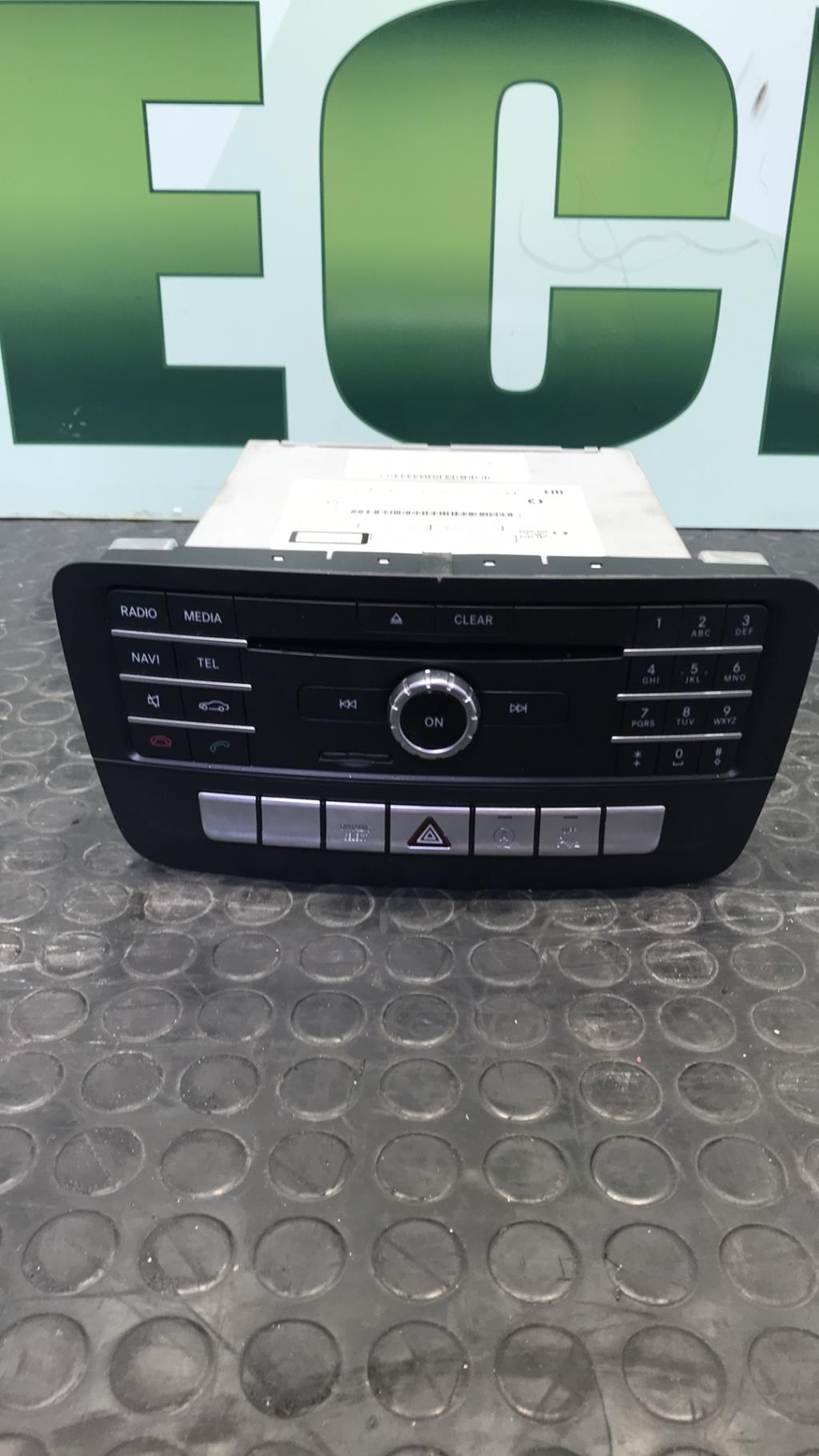 Commande autoradio MERCEDES CLASSE A 176  - 1