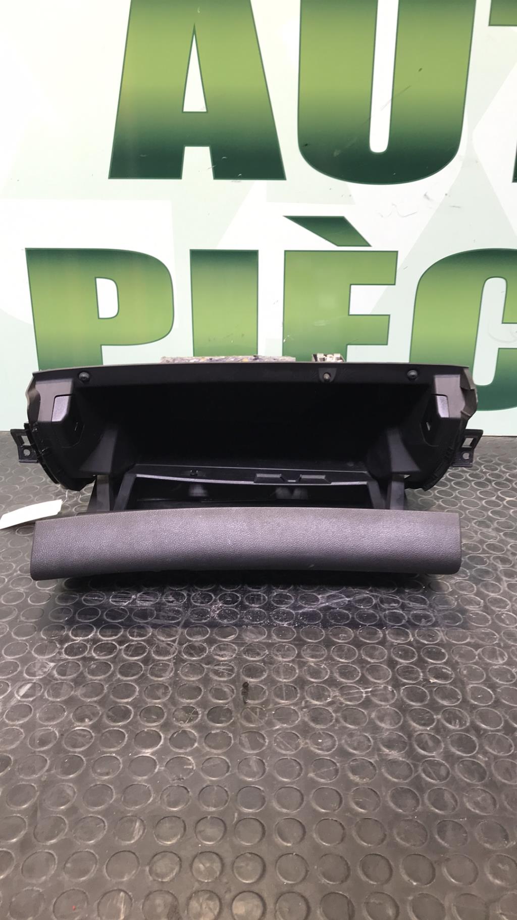 Boite a gants RENAULT MEGANE 4 PHASE 1 BREAK Diesel/Hybride - 1