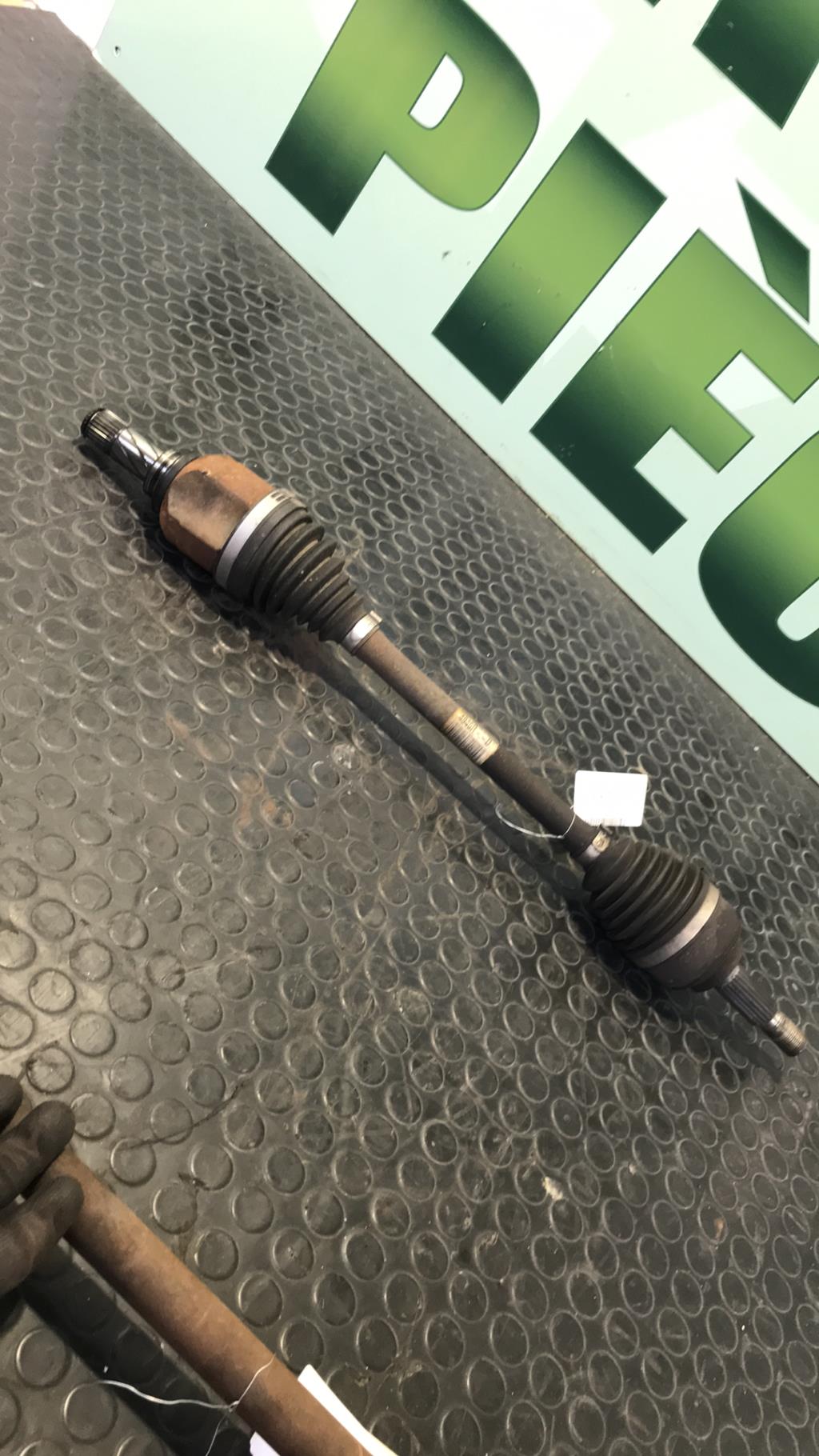 Cardan gauche (transmission) DACIA LOGAN MCV 2 PHASE 1 BREAK Essence - 1