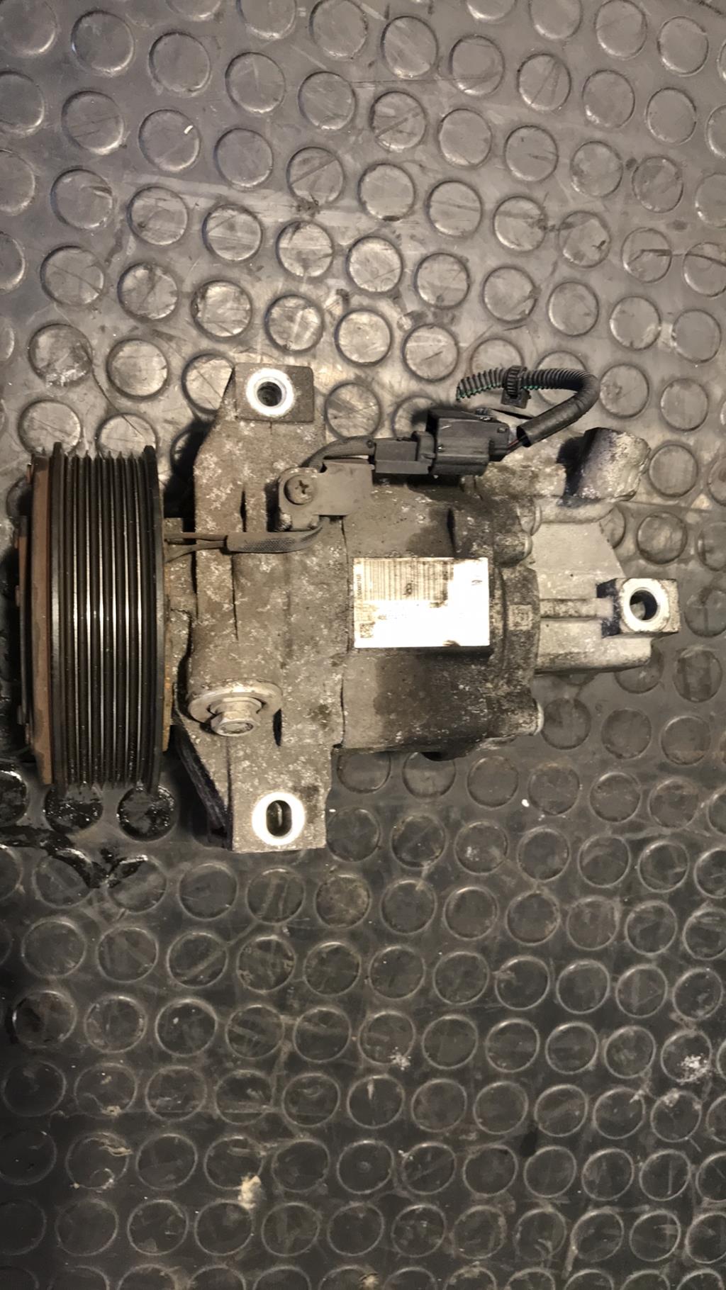 Compresseur clim DACIA LOGAN MCV 2 PHASE 1 BREAK Essence - 1