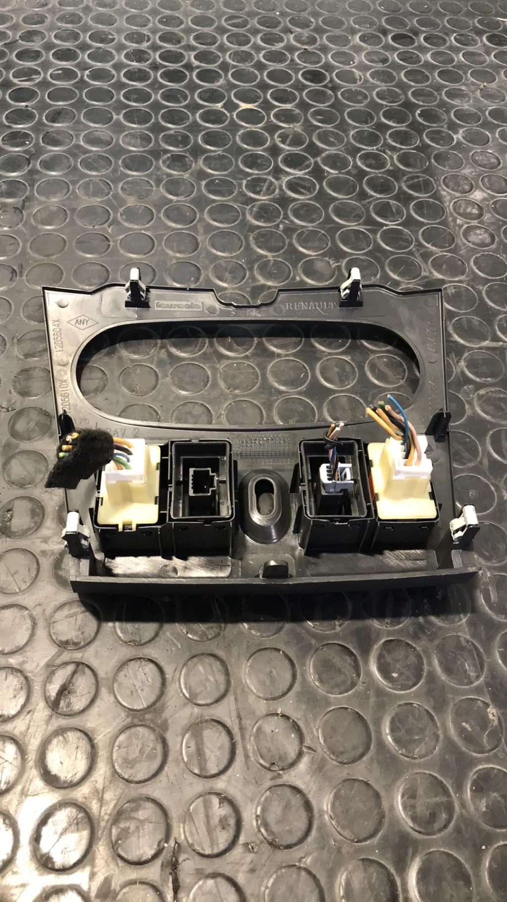 Interrupteur de leve vitre DACIA LOGAN MCV 2 PHASE 1 BREAK Essence - 1