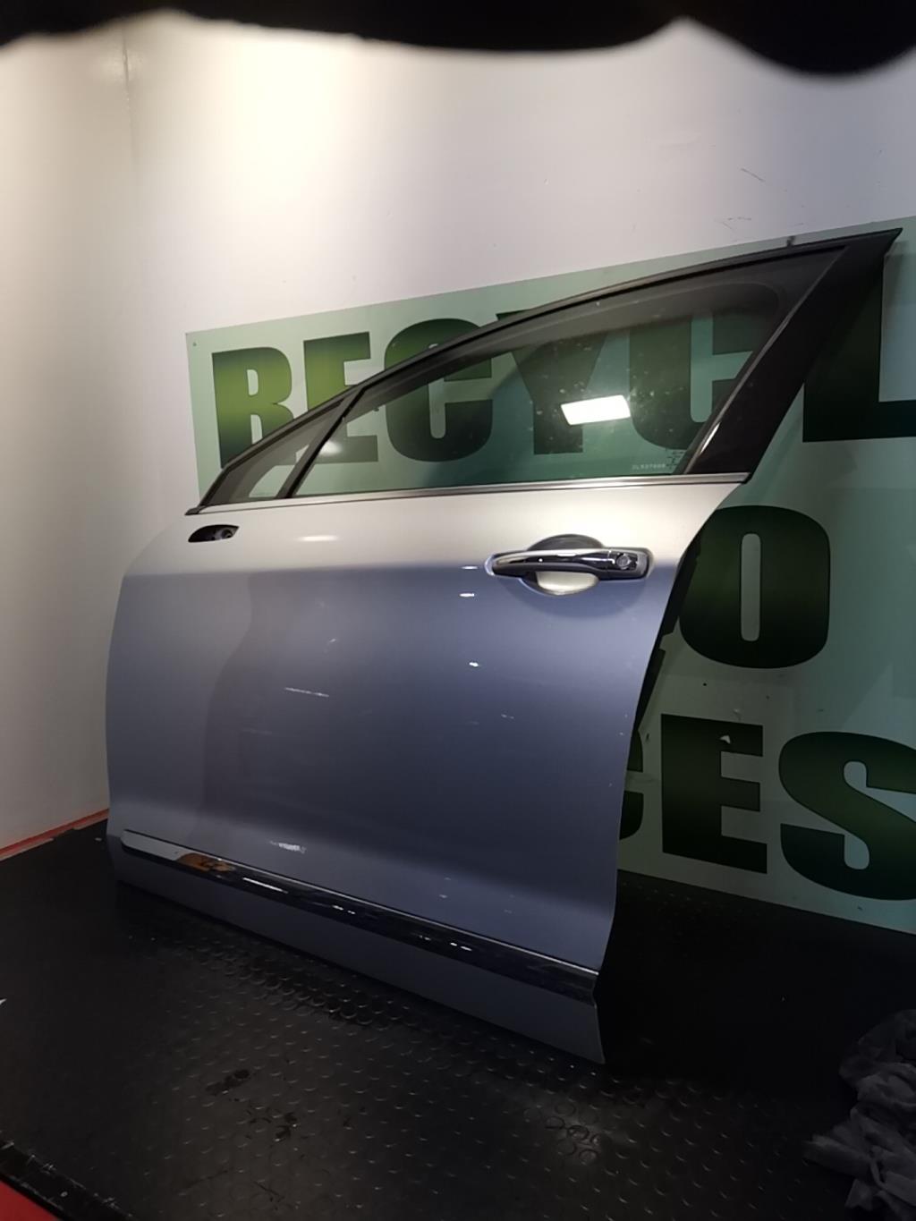 Porte avant gauche CITROEN C5 2 Diesel - 1