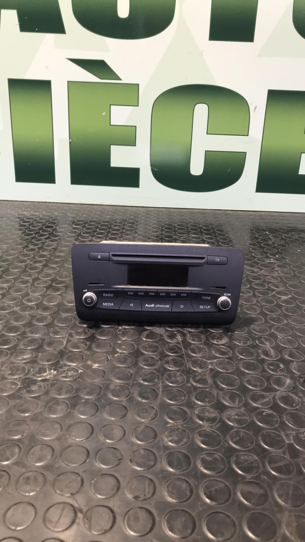 Autoradio d'origine AUDI A1 1 PHASE 1 Diesel - 1