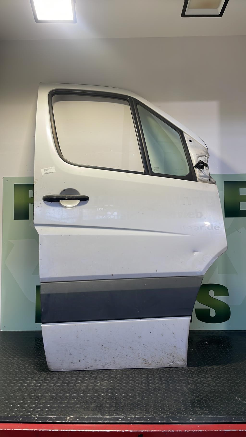Porte avant droit MERCEDES SPRINTER 2 PHASE 1 Diesel - 1