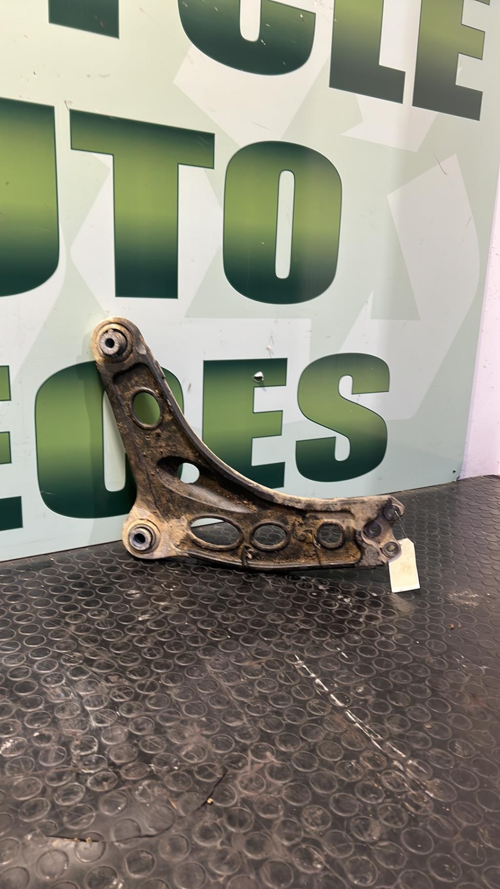 Triangle avant gauche RENAULT TRAFIC 3 COURT PHASE 1 Diesel - 1
