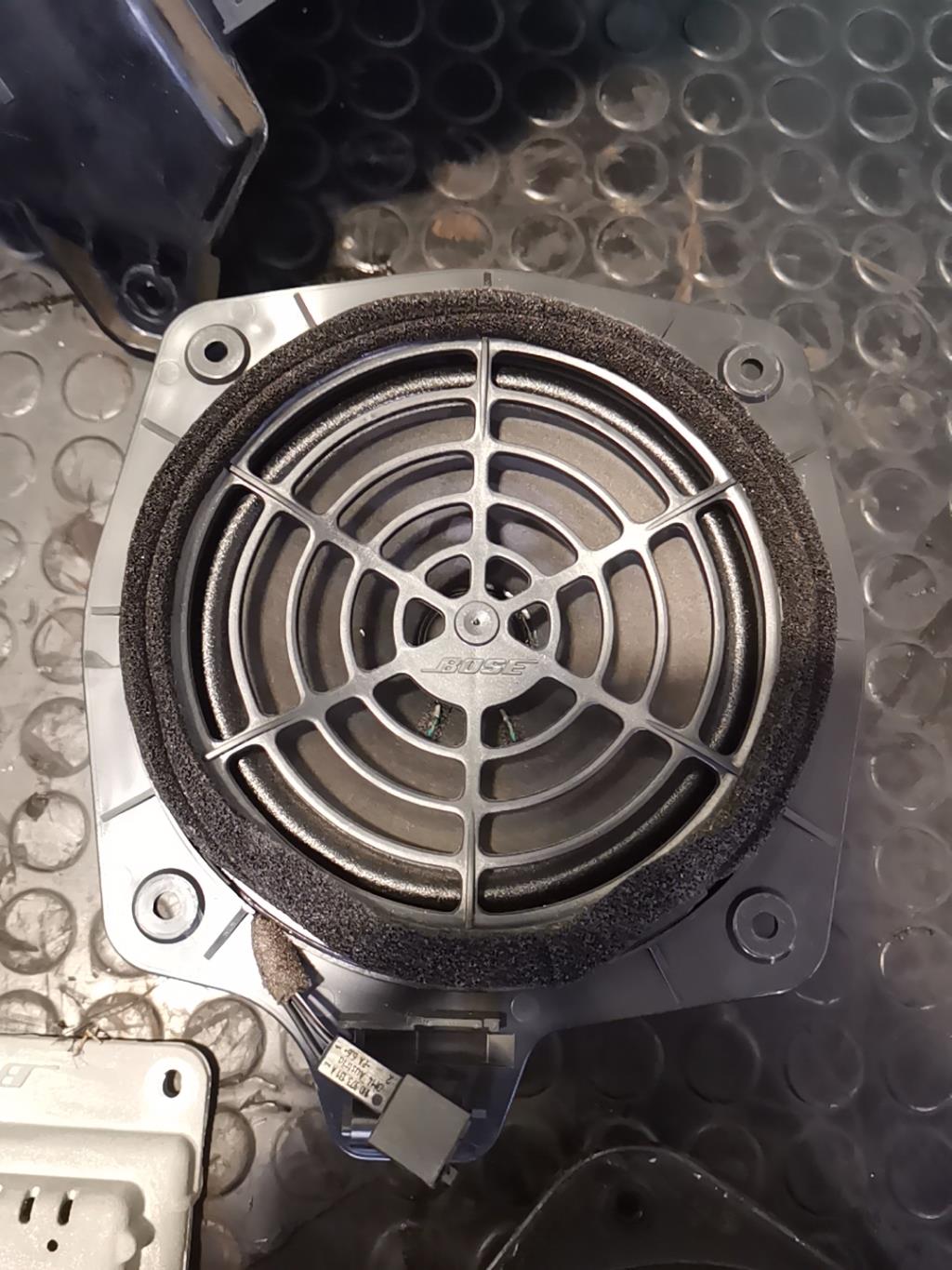 Amplificateur audio AUDI A3 2 PHASE 1 Diesel - 1