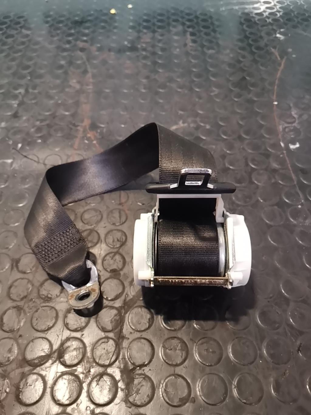 Ceinture arriere droit AUDI A3 2 PHASE 1 Diesel - 1