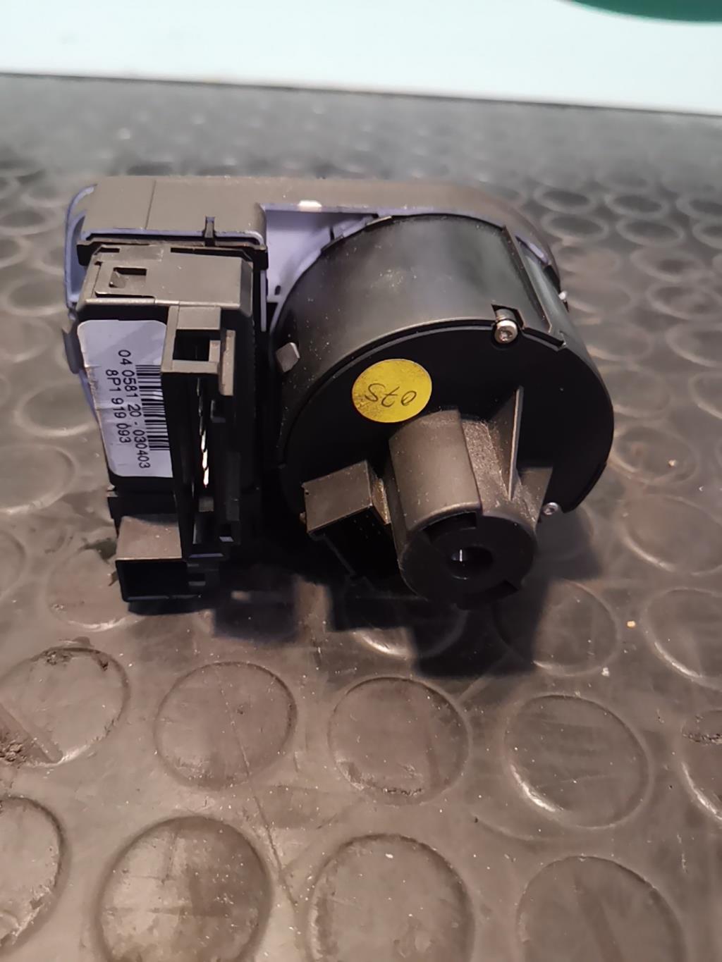 Commande de phare AUDI A3 2 PHASE 1 Diesel - 1