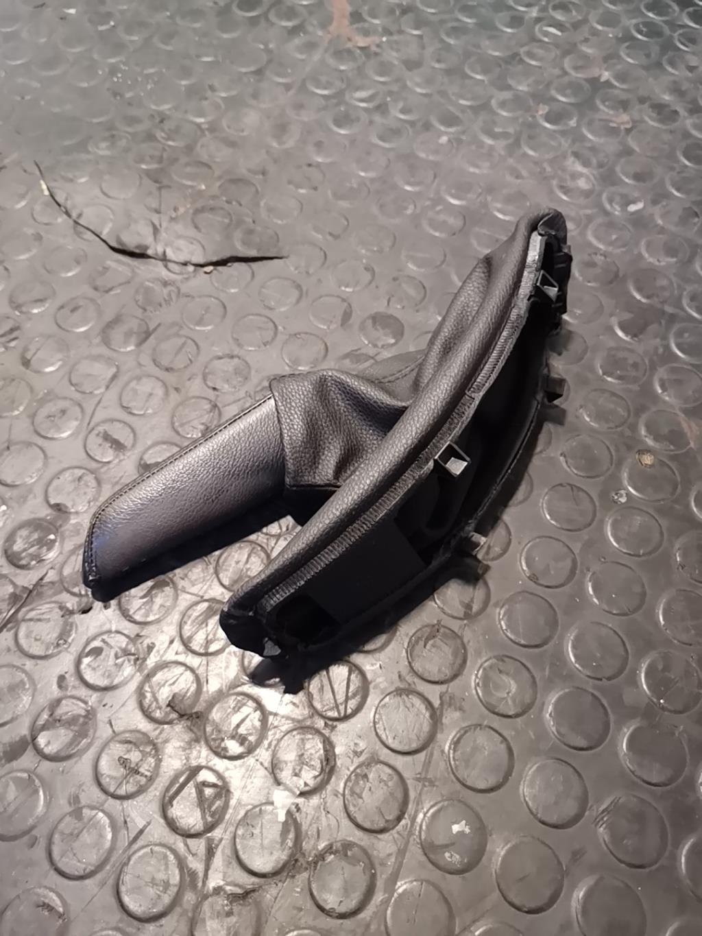 Soufflet de levier de frein a main BMW SERIE 3 E90 PHASE 2 Diesel - 1