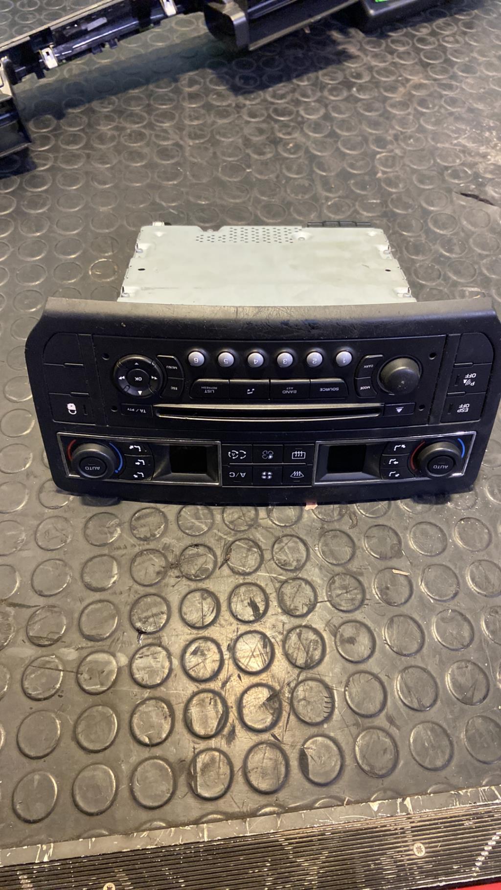 Autoradio d'origine CITROEN C5 2 Diesel - 1