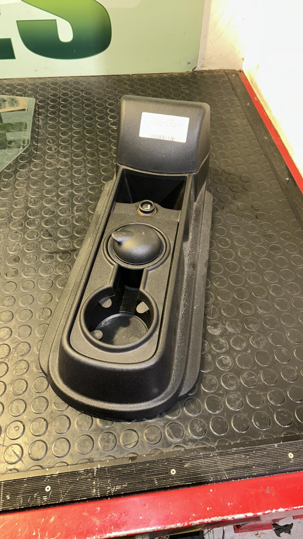 Console central (interieur plastique) MINI MINI 2 R61 PACEMAN COUPE Diesel - 1