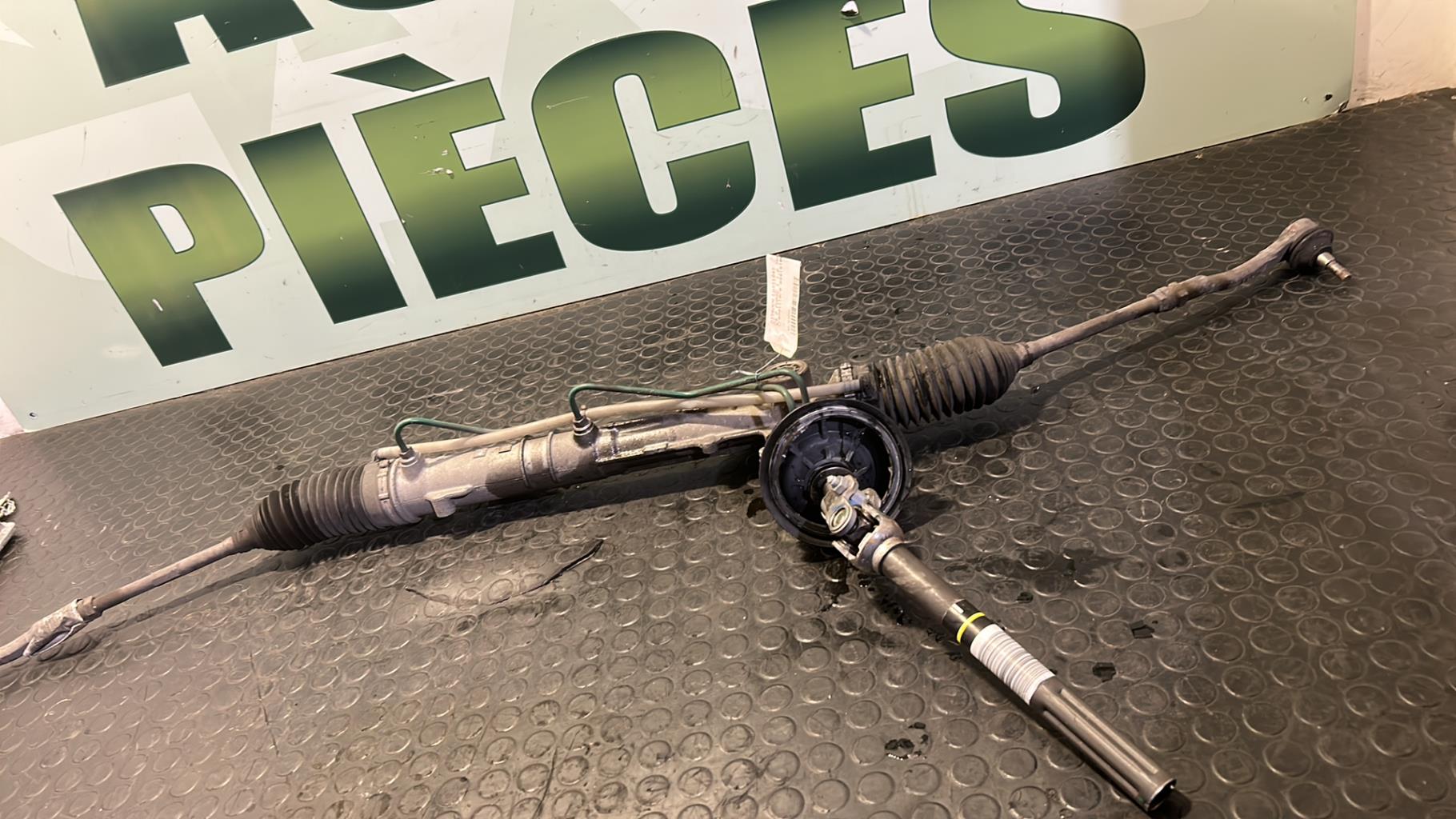 Cremaillere assistee CITROEN C4 2 PHASE 1 Essence - 1