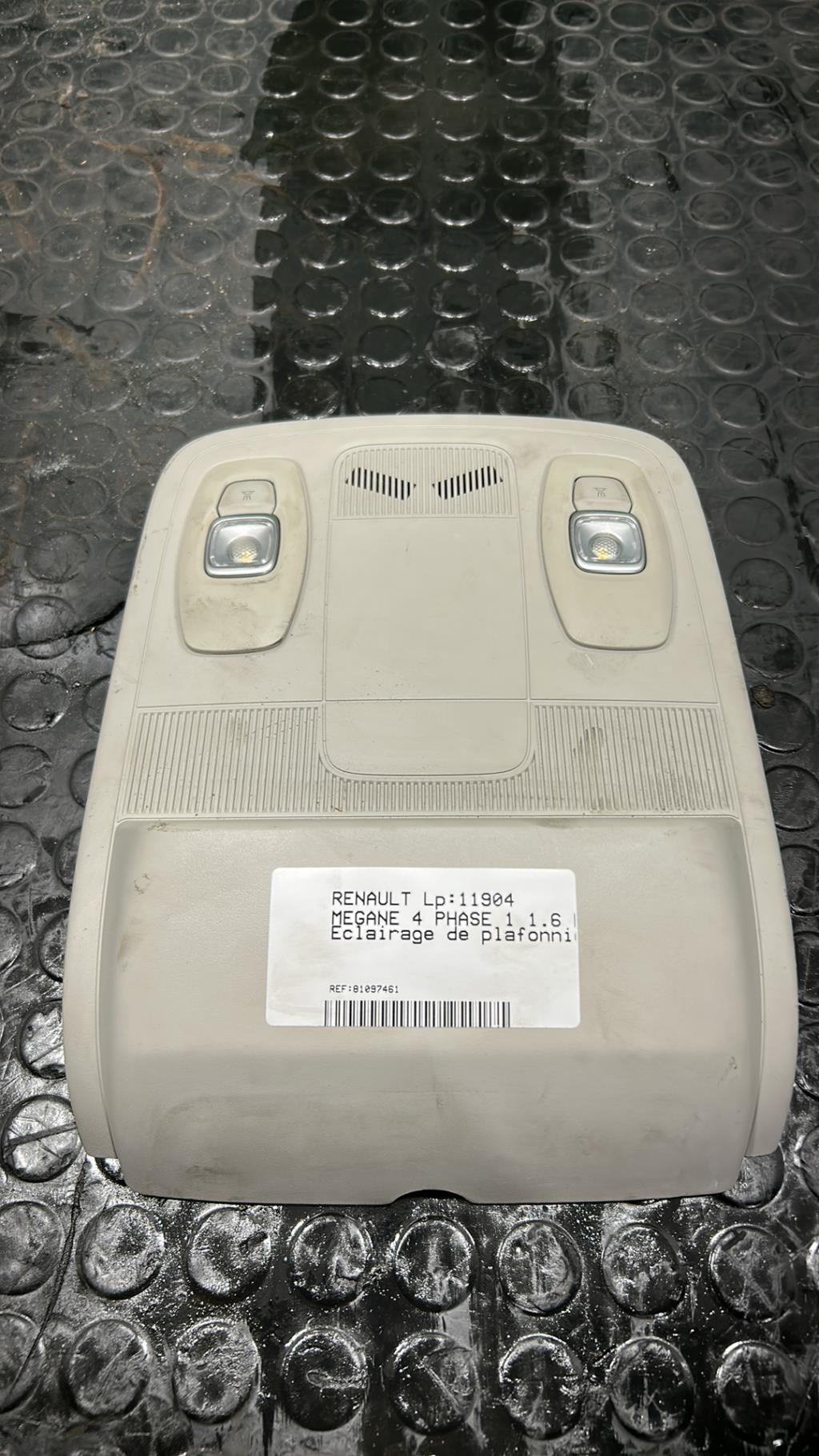 Eclairage de plafonnier RENAULT MEGANE 4 PHASE 1 Diesel - 1