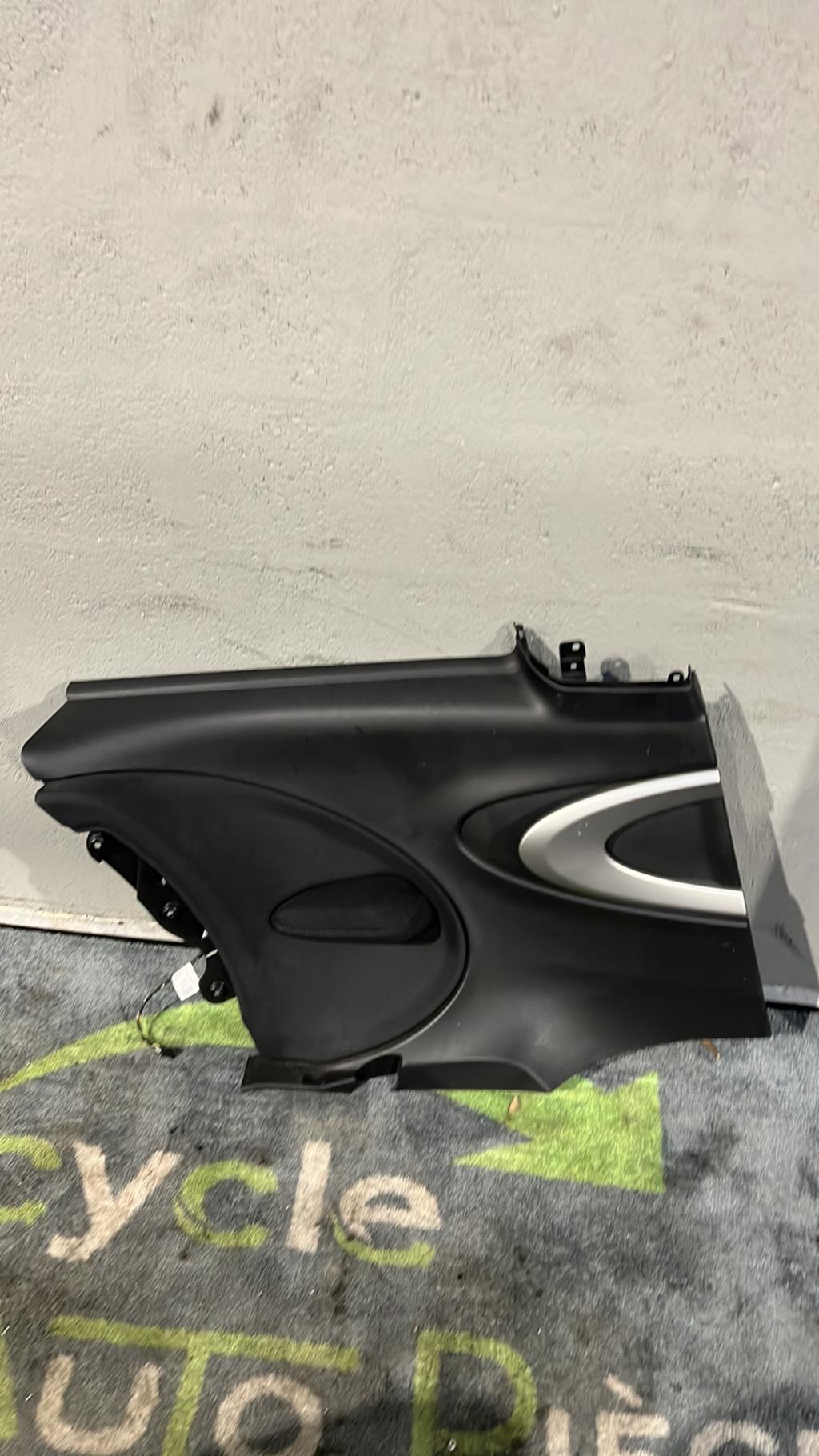 Panneau de porte arriere gauche MINI MINI 2 R61 PACEMAN COUPE Diesel - 1