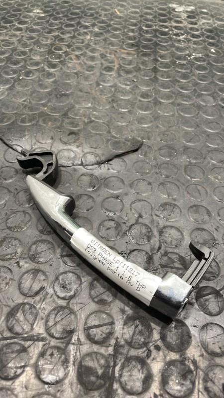 Poignee porte avant droit CITROEN DS3 PHASE 1 Essence - 1