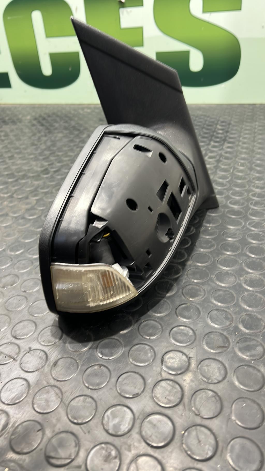Retroviseur droit FORD FOCUS 2 PHASE 1 Essence - 1