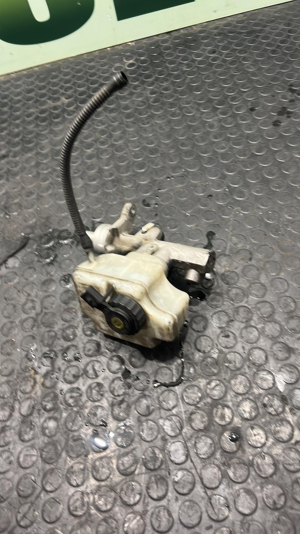 Servo frein VOLKSWAGEN GOLF 6 Diesel - 1