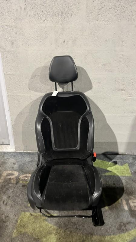 Siege avant droit RENAULT MEGANE 4 PHASE 1 Diesel - 1