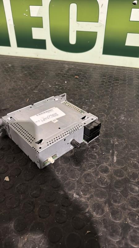 Autoradio RENAULT TWINGO 3 PHASE 1 Essence - 1