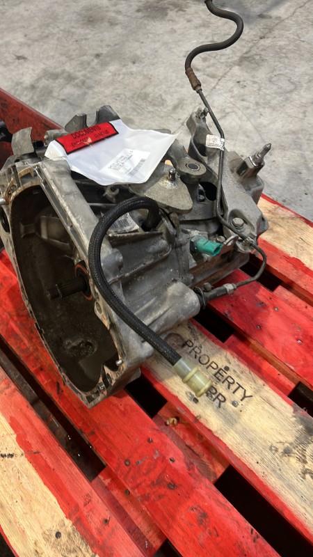 Boite de vitesses DACIA DUSTER 1 PHASE 1 Diesel - 1