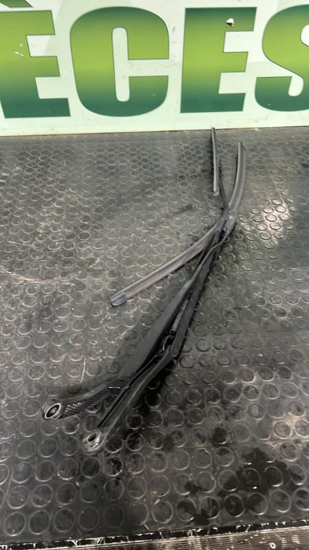 Bras essuie glace avant RENAULT CLIO 4 PHASE 2 Essence - 1