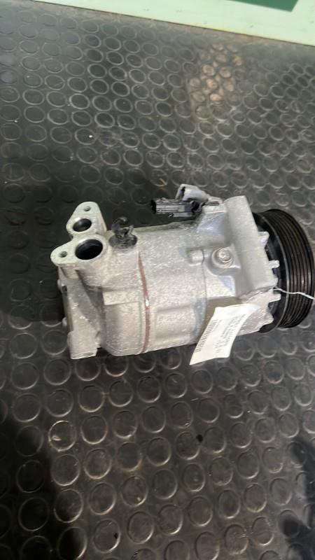 Compresseur clim RENAULT CLIO 4 PHASE 2 Essence - 1