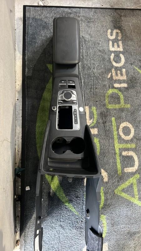 Console central (interieur plastique) AUDI A3 3 PHASE 1 Essence - 1
