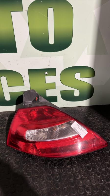 Feu arriere secondaire gauche (feux) RENAULT MEGANE 2 PHASE 2 Diesel - 1