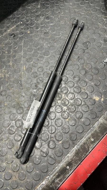 Verin de coffre MINI MINI 2 R56 PHASE 1 Essence - 1