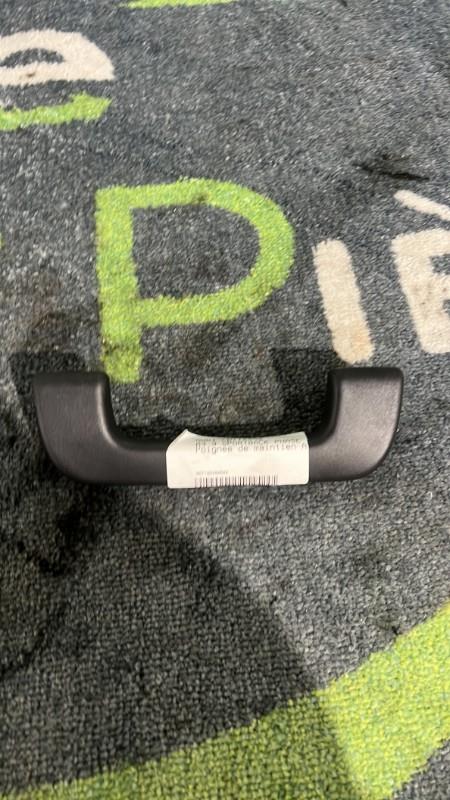 Poignee de maintien avant gauche AUDI A3 3 SPORTBACK PHASE 2 Diesel - 1