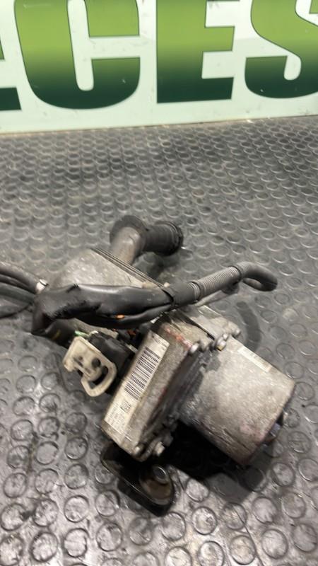 Pompe de direction PEUGEOT 5008 1 PHASE 2 Diesel - 1