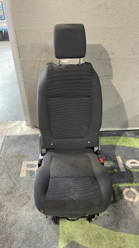 Siege arriere central PEUGEOT 5008 1 PHASE 2 Diesel - 1