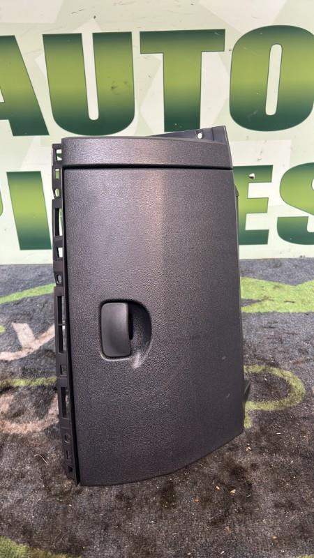 Boite a gants RENAULT CLIO 3 PHASE 2 Diesel - 1