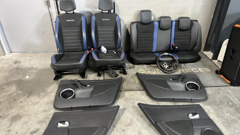 Interieur complet RENAULT CLIO 3 PHASE 2 Diesel - 1