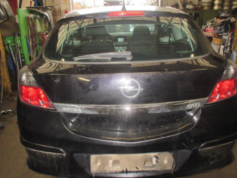 Pare choc arriere OPEL ASTRA H GTC PHASE 1 Diesel - 1