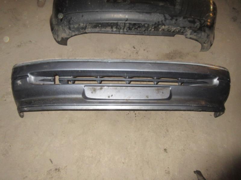 Pare choc avant FORD ESCORT 3 Essence - 1