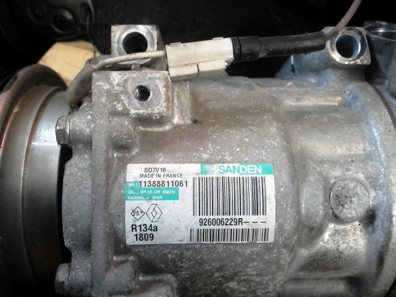 Compresseur clim DACIA SANDERO 1 Diesel - 1