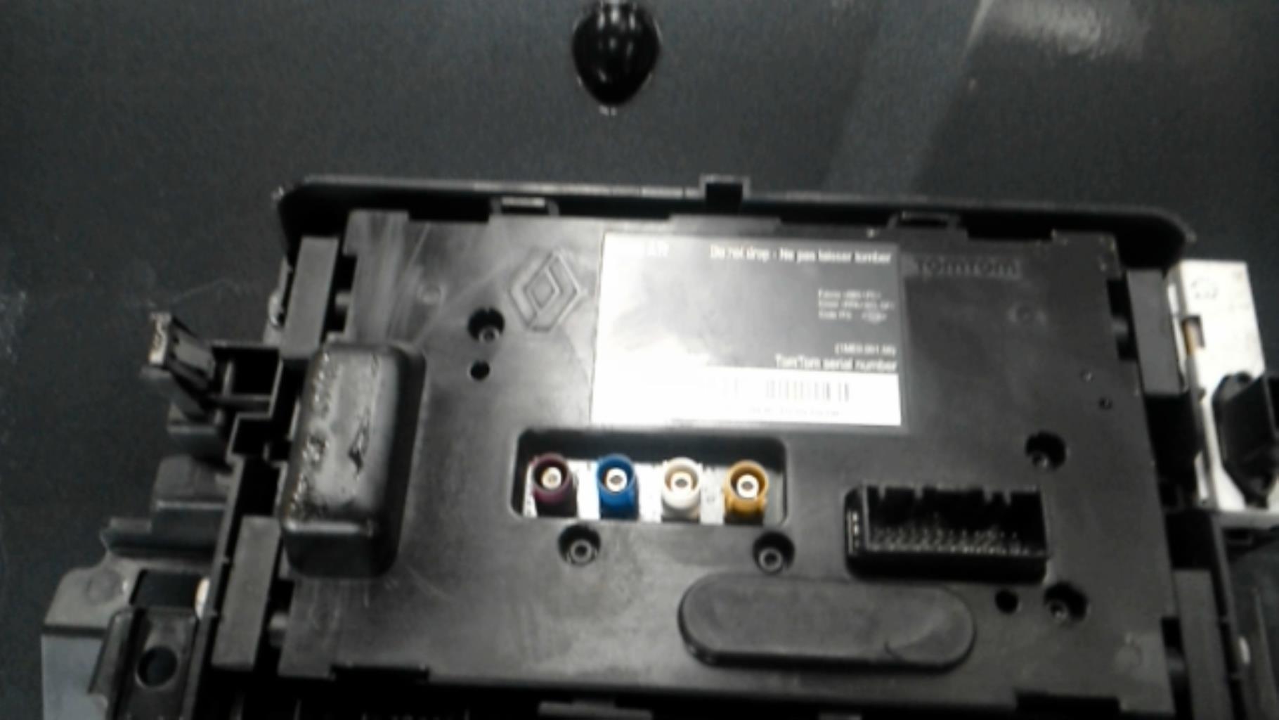 Ecran GPS RENAULT LAGUNA 3 PHASE 2 BREAK Diesel - 1