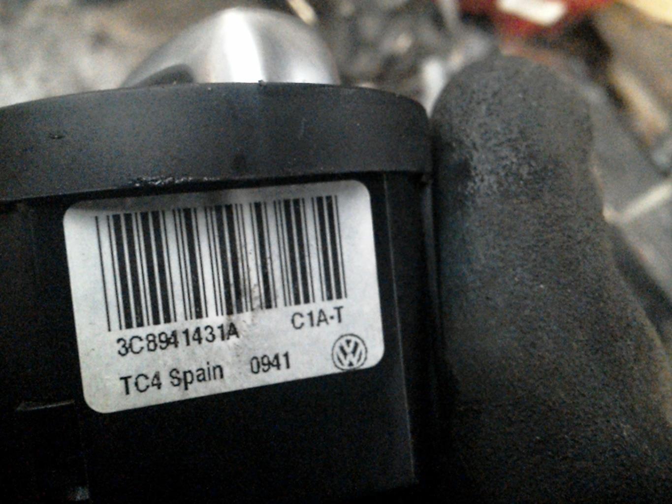 Commande de phare VOLKSWAGEN TOURAN 2 Diesel - 1
