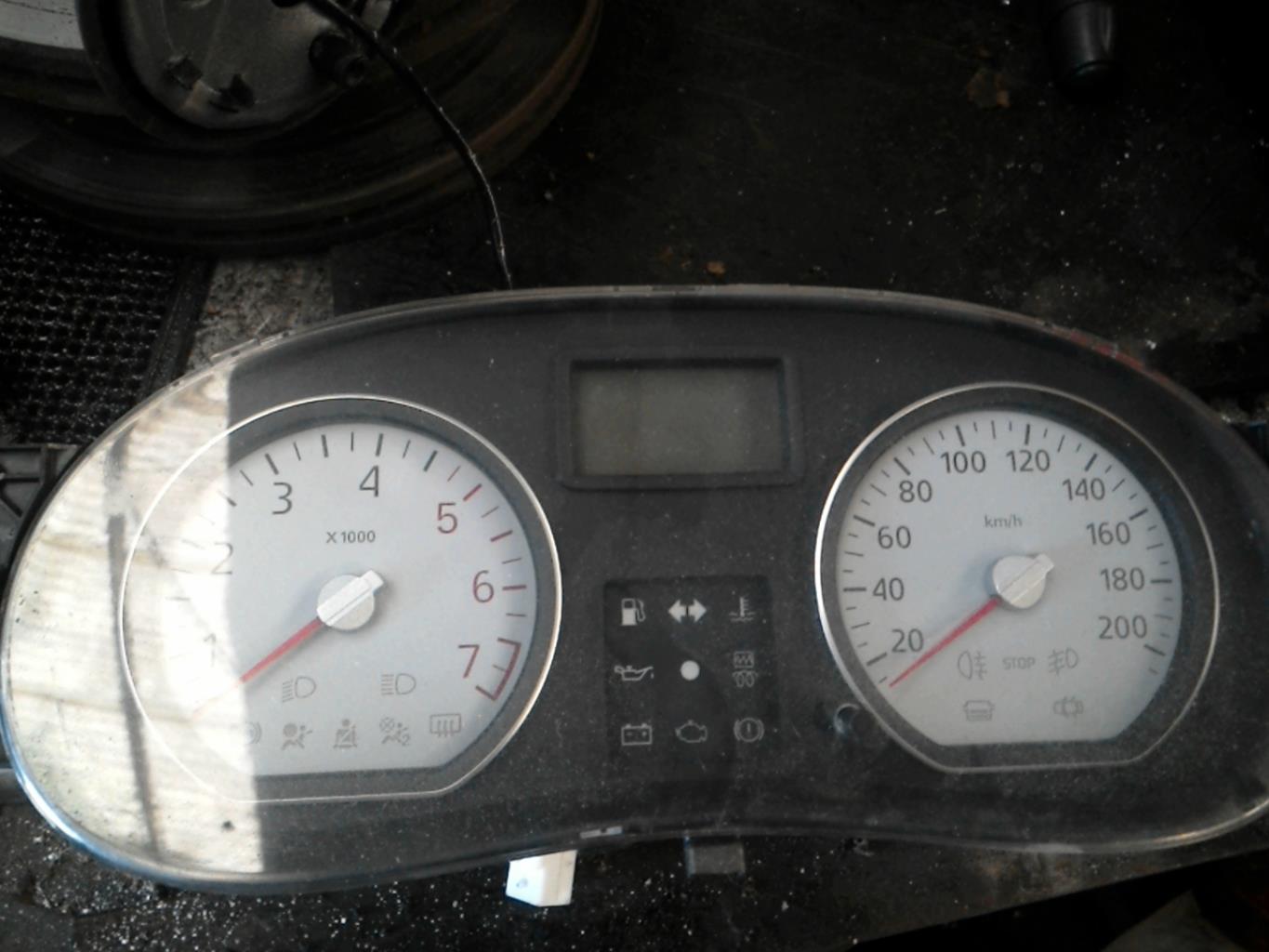 Compteur DACIA LOGAN MCV 1 PHASE 1 BREAK Diesel - 1