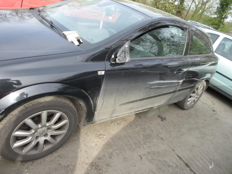 Aile avant droit OPEL ASTRA H GTC PHASE 1 Diesel - 1