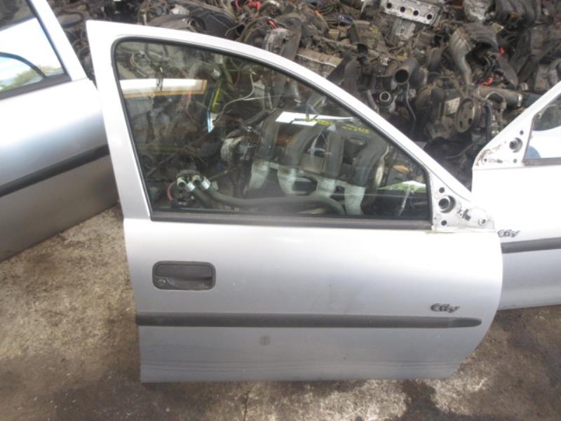 Porte avant droit OPEL CORSA B PHASE 2 Essence - 1
