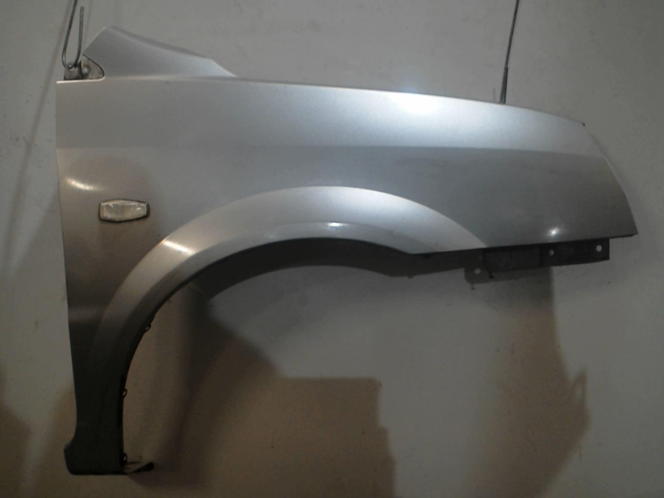 Aile avant droit KIA CARENS 2 Diesel - 1