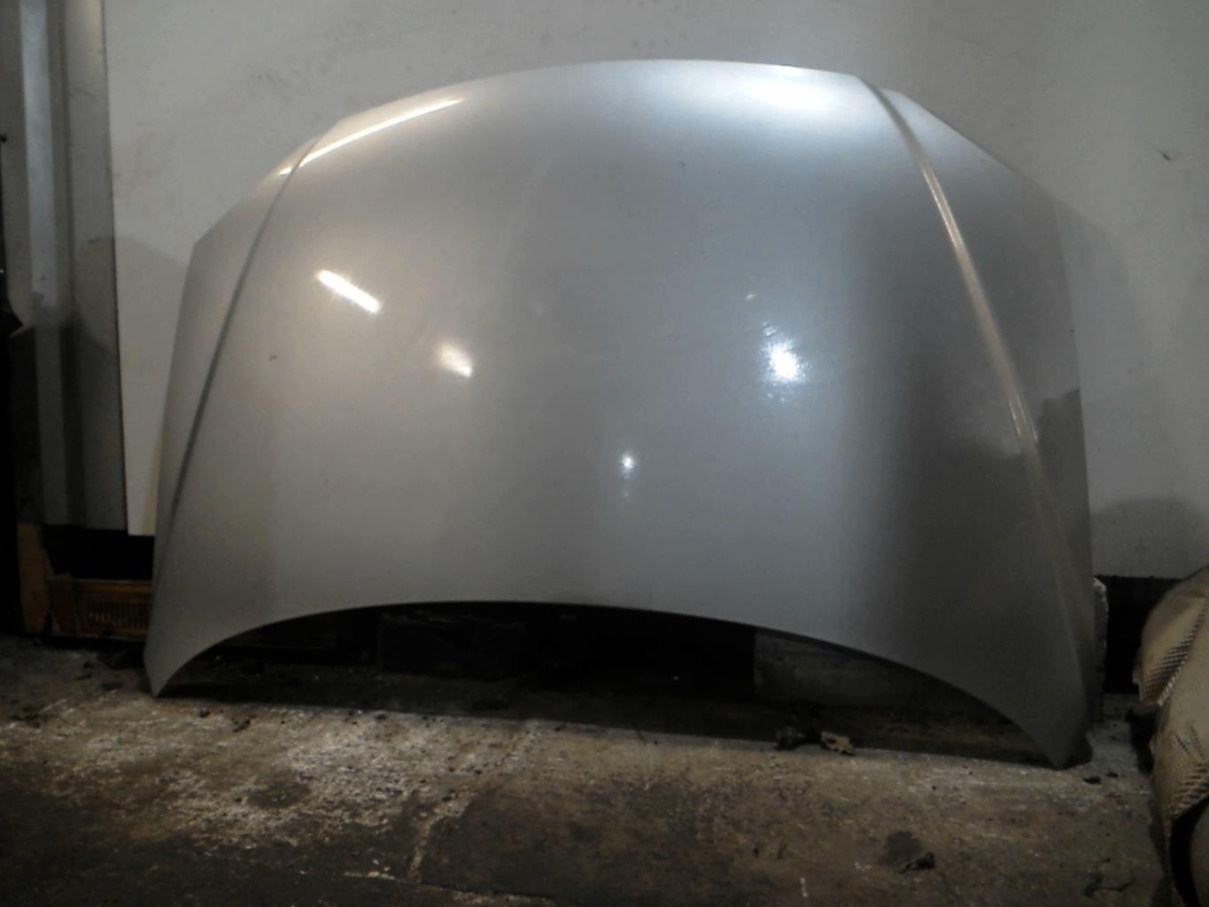 Capot KIA CARENS 2 Diesel - 1